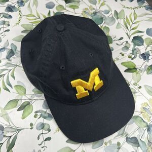 New Era University Of Michigan Navy Wolverines Classic Cap